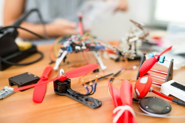 Comment utiliser les drones pour les inspections de sécurité des infrastructures en 2024 ?